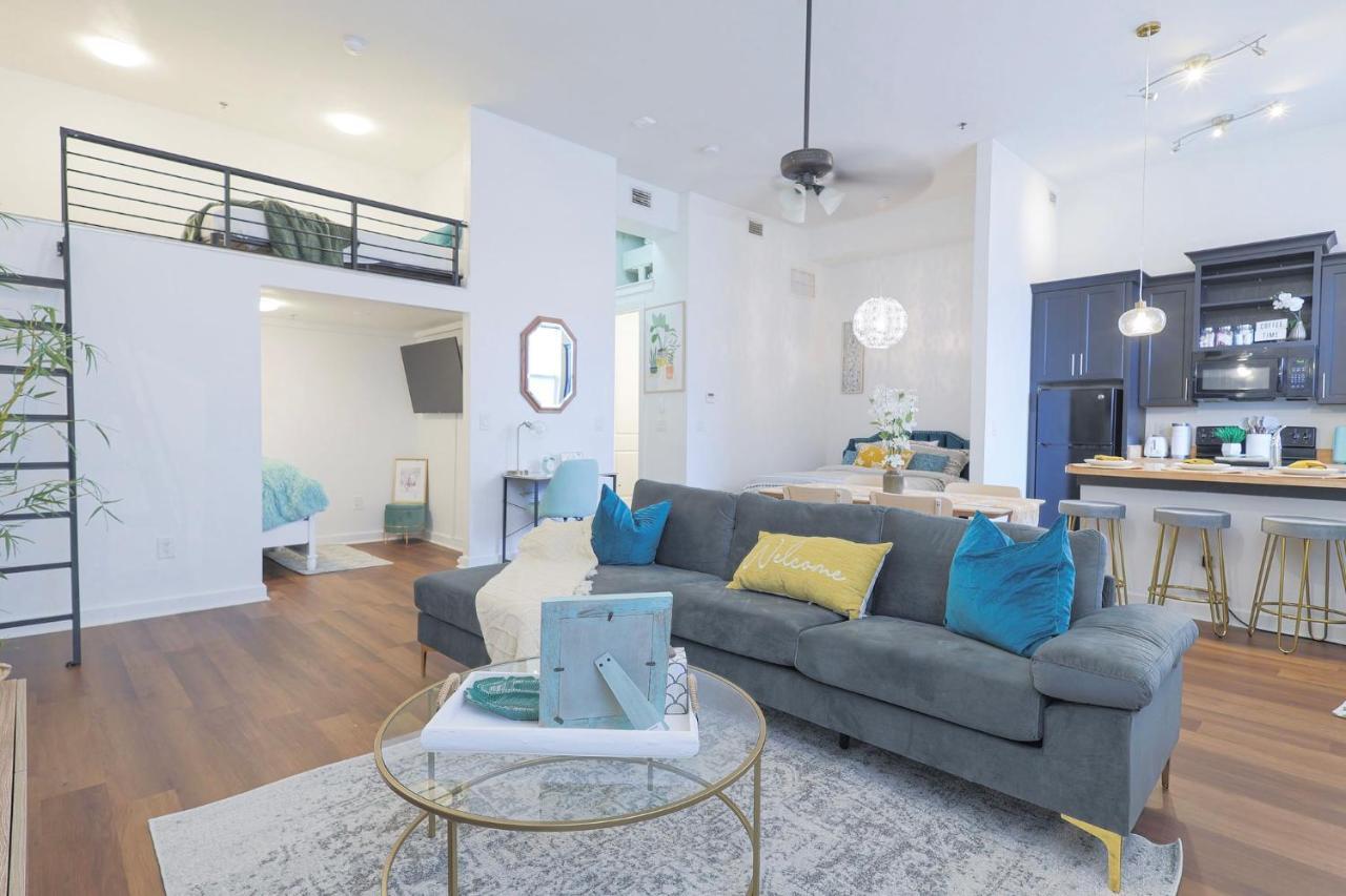 Old West Studio Lofts West Тампа Экстерьер фото